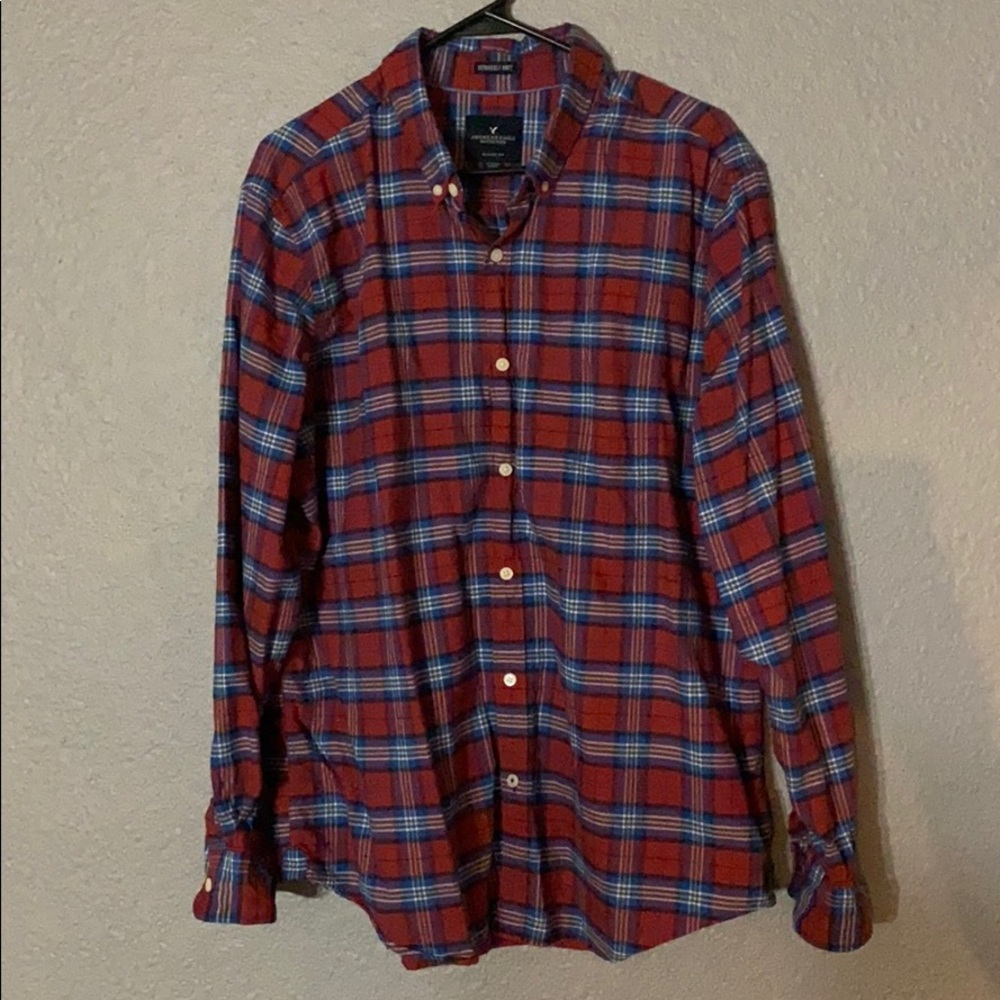 American Eagle *classic fit* long sleeve button up